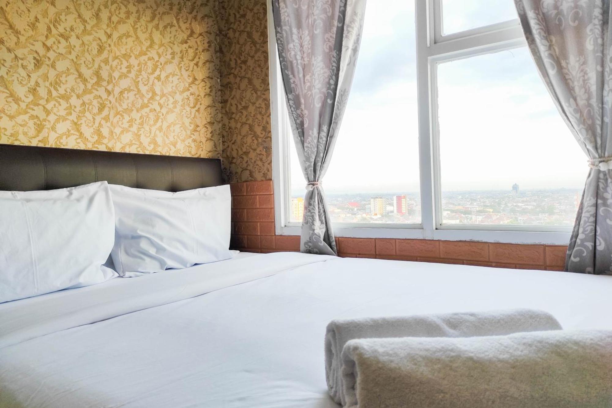 Luxurious And Comfy 2Br At Vida View Makassar Apartment By Travelio Pampang Buitenkant foto
